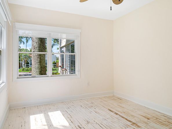 813 Avon Road, West Palm Beach FL 33401