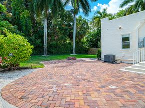 813 Avon Road, West Palm Beach FL 33401