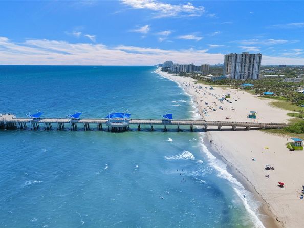 617 SW 2nd Drive, Pompano Beach FL 33060