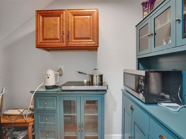 617 SW 2nd Drive, Pompano Beach FL 33060