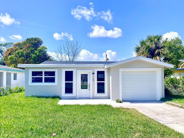 118 SW 9th Avenue, Delray Beach FL 33444