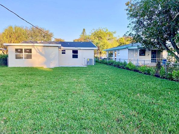 118 SW 9th Avenue, Delray Beach FL 33444