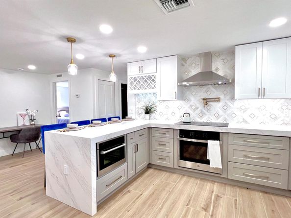 118 SW 9th Avenue, Delray Beach FL 33444