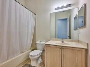 2401 NW 7th Street, Boynton Beach FL 33426