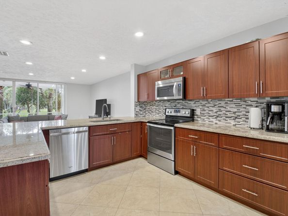 6037 Old Court Rd 908, Boca Raton FL 33433
