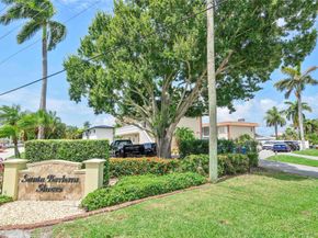 2201 SE 9th St 206, Pompano Beach FL 33062