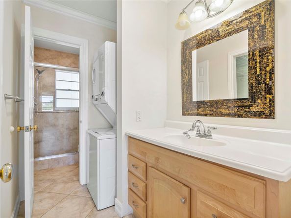 2201 SE 9th St 206, Pompano Beach FL 33062