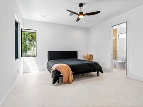 4825 Bocaire Boulevard, Boca Raton FL 33487