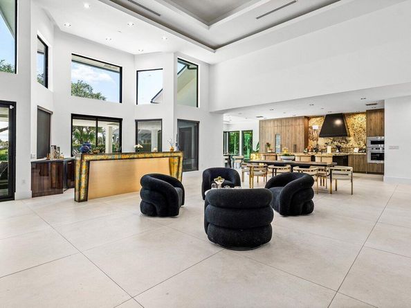 4825 Bocaire Boulevard, Boca Raton FL 33487