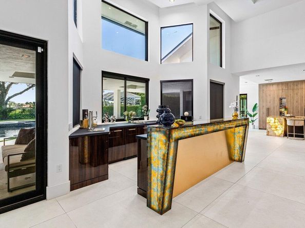 4825 Bocaire Boulevard, Boca Raton FL 33487