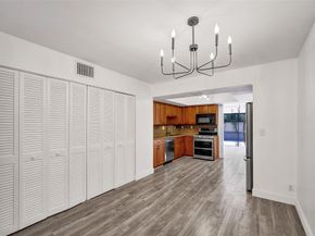 103 Heatherbrook Way 143, Hollywood FL 33021