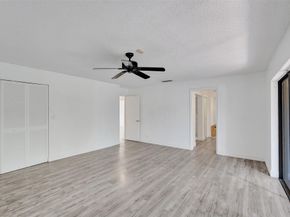 103 Heatherbrook Way 143, Hollywood FL 33021