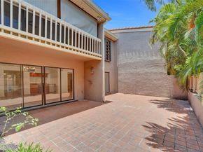 103 Heatherbrook Way 143, Hollywood FL 33021