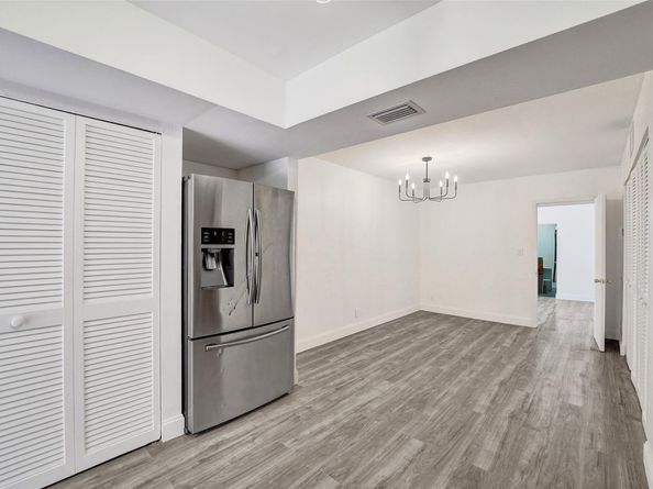 103 Heatherbrook Way 143, Hollywood FL 33021