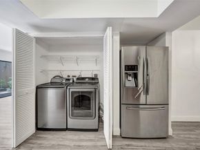 103 Heatherbrook Way 143, Hollywood FL 33021