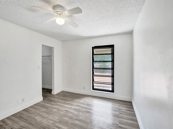 103 Heatherbrook Way 143, Hollywood FL 33021
