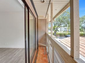 103 Heatherbrook Way 143, Hollywood FL 33021