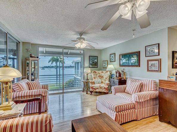 1071 Sugar Sands Boulevard 8, Singer Island FL 33404