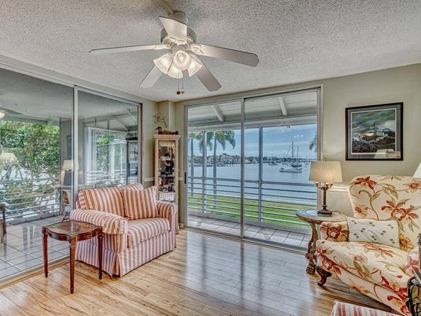 1071 Sugar Sands Boulevard 8, Singer Island FL 33404