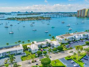 1071 Sugar Sands Boulevard 8, Singer Island FL 33404