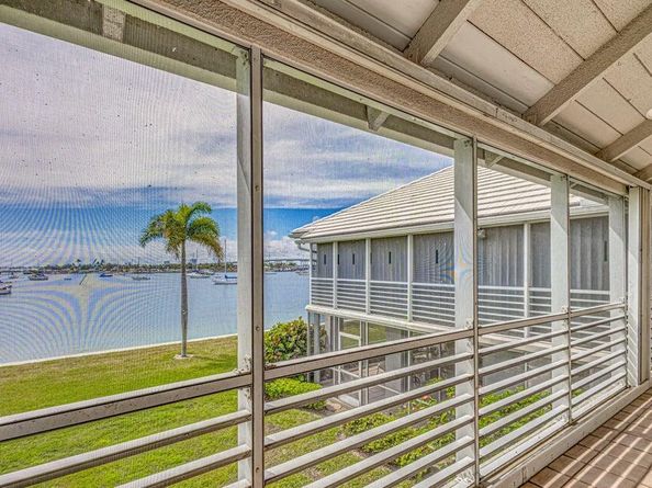 1071 Sugar Sands Boulevard 8, Singer Island FL 33404