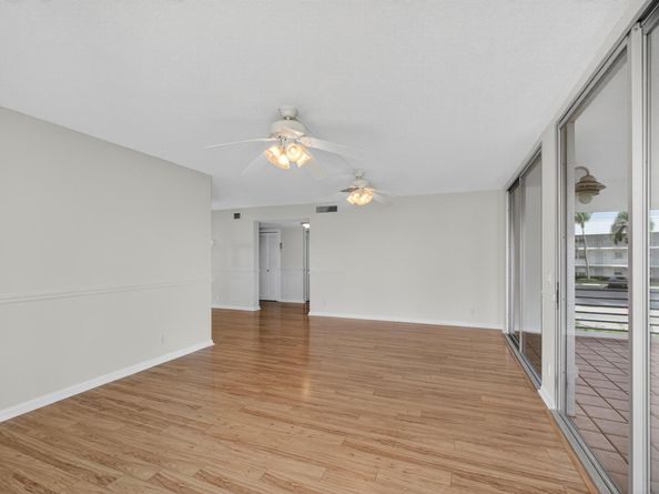 1071 Sugar Sands Boulevard 8, Singer Island FL 33404