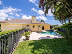 1 Wycliff Road, Palm Beach Gardens FL 33418