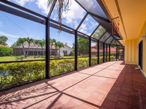 1 Wycliff Road, Palm Beach Gardens FL 33418