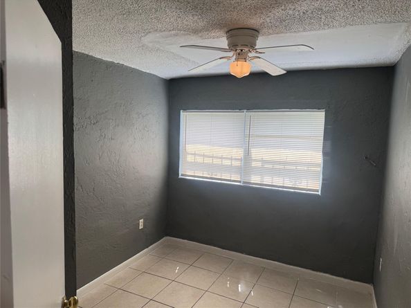 1735 NW 69th St, Miami FL 33147
