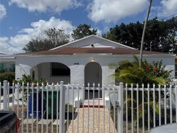 1735 NW 69th St