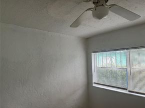 1735 NW 69th St, Miami FL 33147