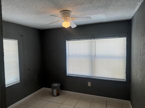 1735 NW 69th St, Miami FL 33147