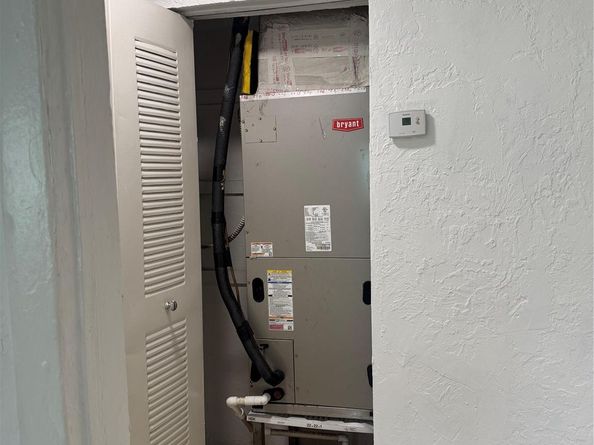 1735 NW 69th St, Miami FL 33147