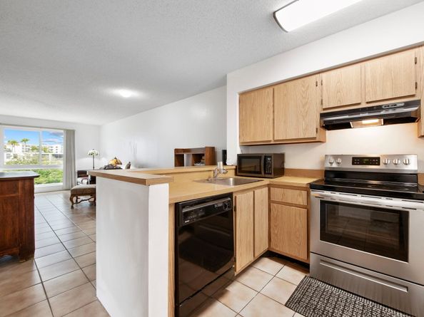 Undisclosed Address #FX-10500110, Pompano Beach FL 33069