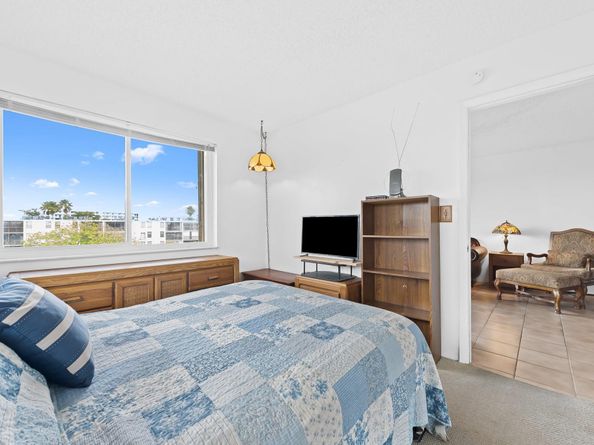 Undisclosed Address #FX-10500110, Pompano Beach FL 33069