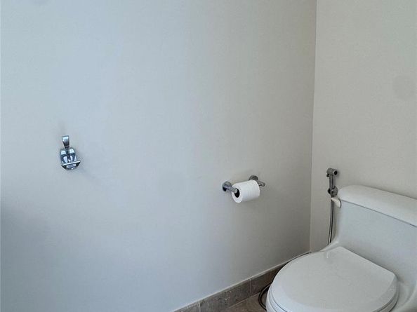 7330 Ocean Terrace LPHC, Miami Beach FL 33141