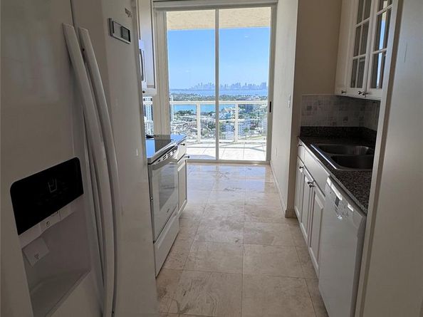 7330 Ocean Terrace LPHC, Miami Beach FL 33141