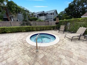 5043 Pointe Emerald Ln, Boca Raton FL 33486
