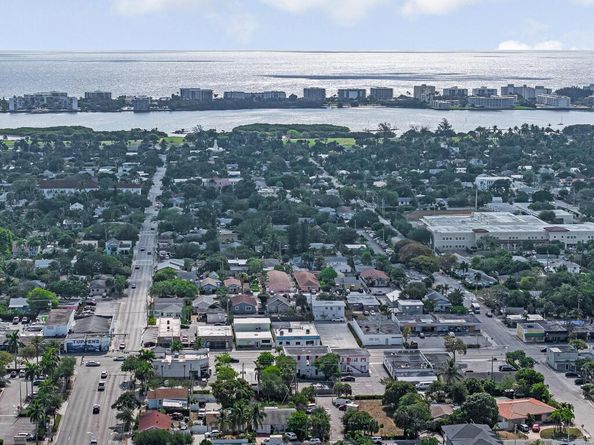923 N H Street, Lake Worth Beach FL 33460