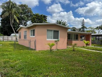 1804 NW 18th Ct