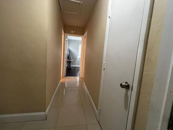 1804 NW 18th Ct, Fort Lauderdale FL 33311