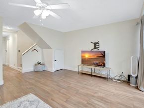 2821 SW 87th Ave 811, Davie FL 33328