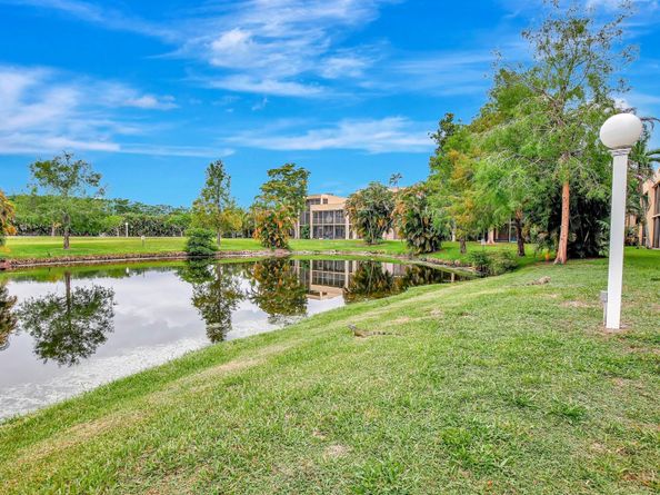 2821 SW 87th Ave 811, Davie FL 33328