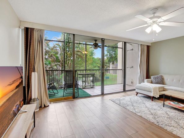 2821 SW 87th Ave 811, Davie FL 33328