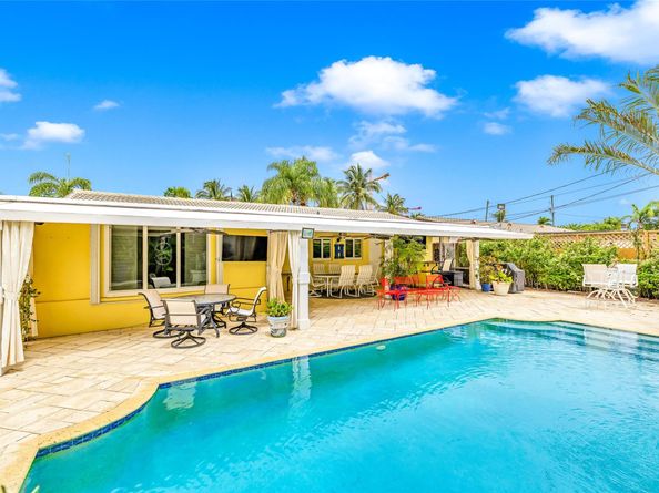 3497 NE 19th Ave, Oakland Park FL 33306