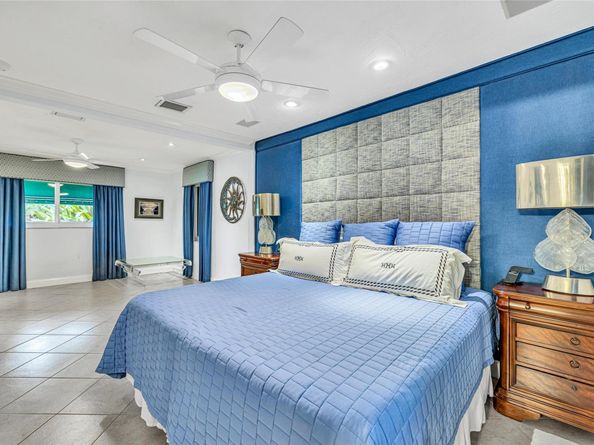 3497 NE 19th Ave, Oakland Park FL 33306