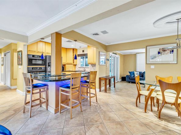 3497 NE 19th Ave, Oakland Park FL 33306