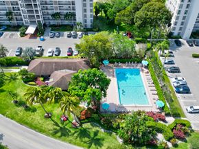 3050 N Palm Aire Drive 505, Pompano Beach FL 33069