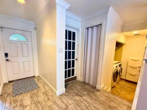 8226 NW 8th Pl 6, Plantation FL 33324