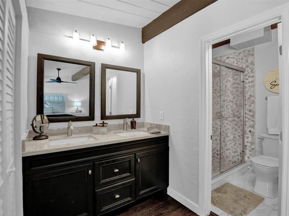 700 E Coco Plum Cr 8, Plantation FL 33324